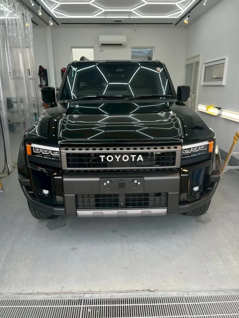 【トヨタ ランドクルーザー250】ファインラボ セラミックウルトラ＋樹脂パーツ専用セラミックコーティング＋ウィンドウ全面コーティング施工