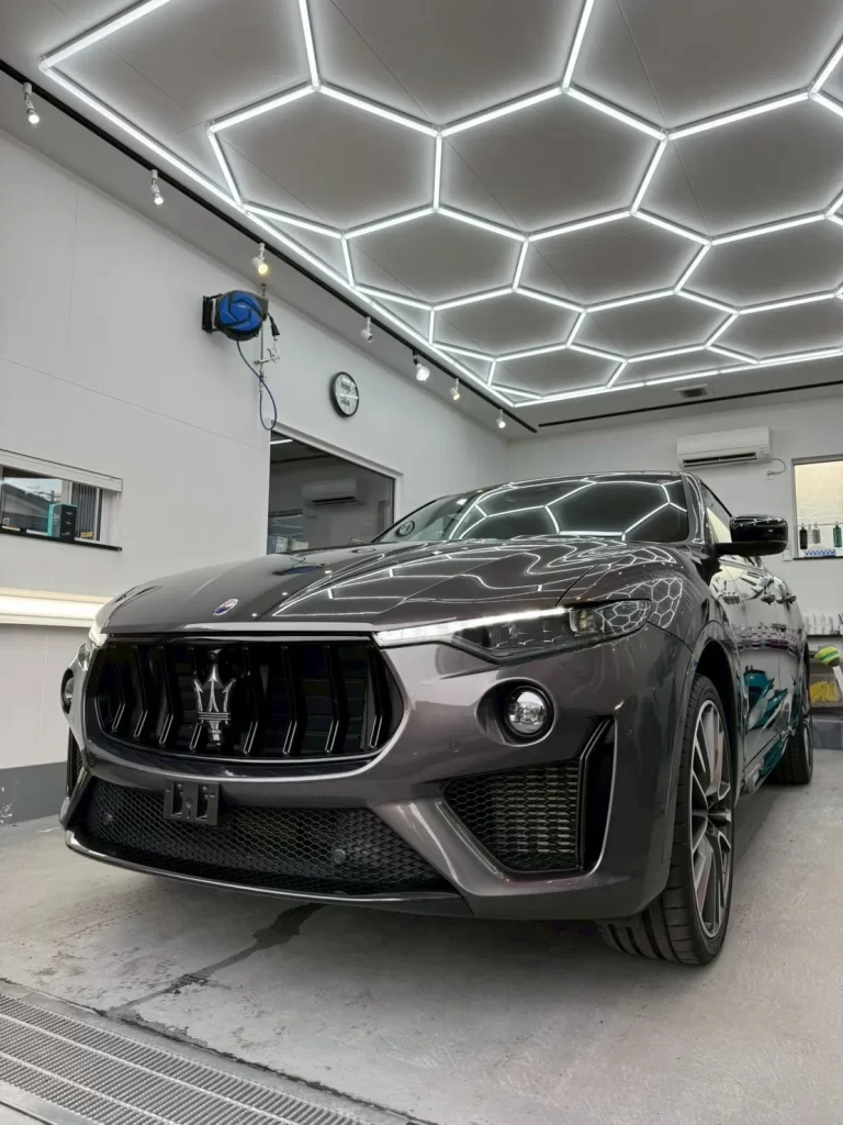 【マセラティ レヴァンテ】ファインラボ セラミックウルトラ＋ウィンドウ全面コーティング＋スタレックスシートレザーコーティング施工