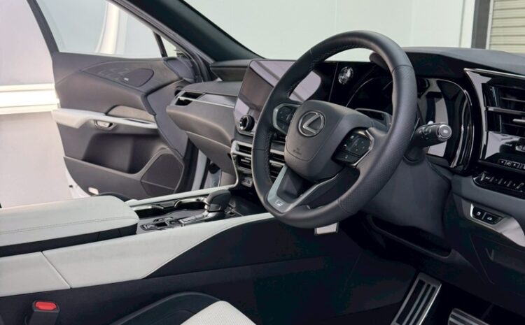 【レクサス RX】内装・スタレックスレザーシートコーティング施工のご紹介