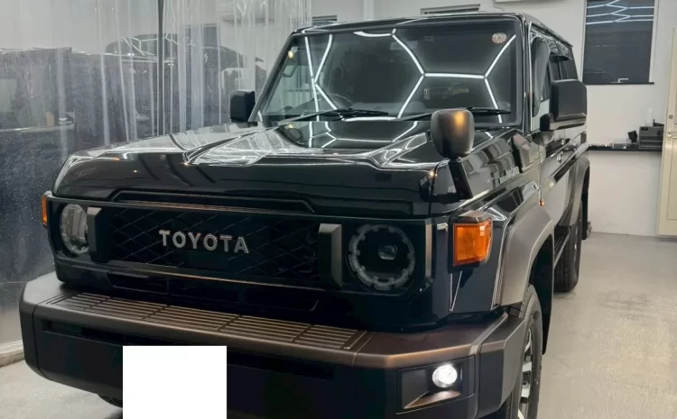 【トヨタ ランドクルーザー70】ファインラボ ポールダルトン コーティング施工