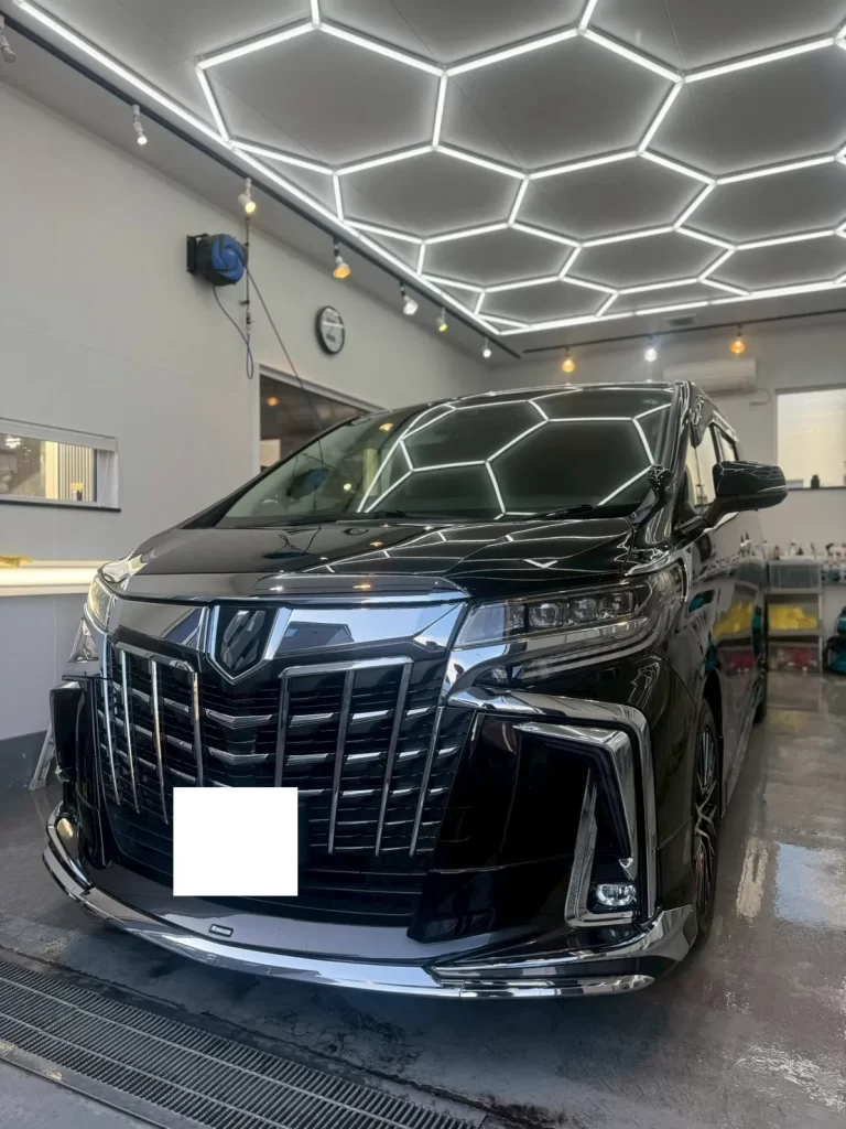 【トヨタ アルファード】プレミアム手洗い洗車