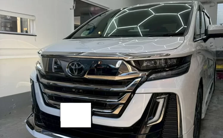 【トヨタ ヴェルファイア】プレミアム手洗い洗車